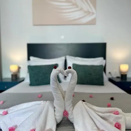 Tatil Evi White Swallow Santorini Vourvoúlos