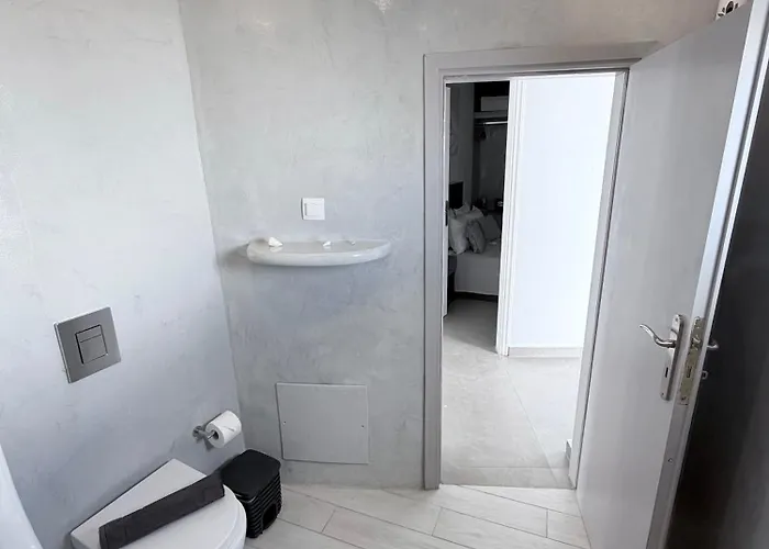 بيت للعطل White Swallow Santorini *