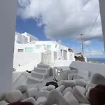 White Swallow Santorini *